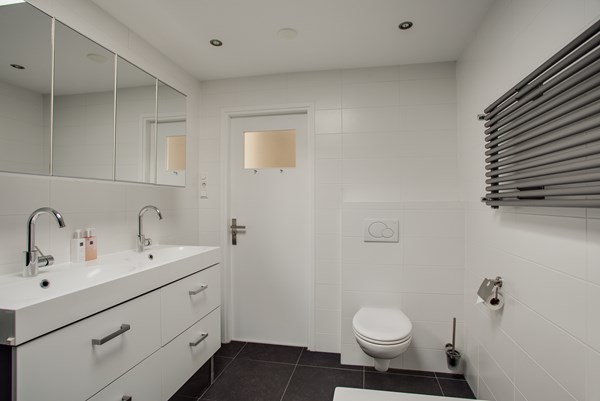 Medium property photo - Elviraland 45, 2591 GG Den Haag